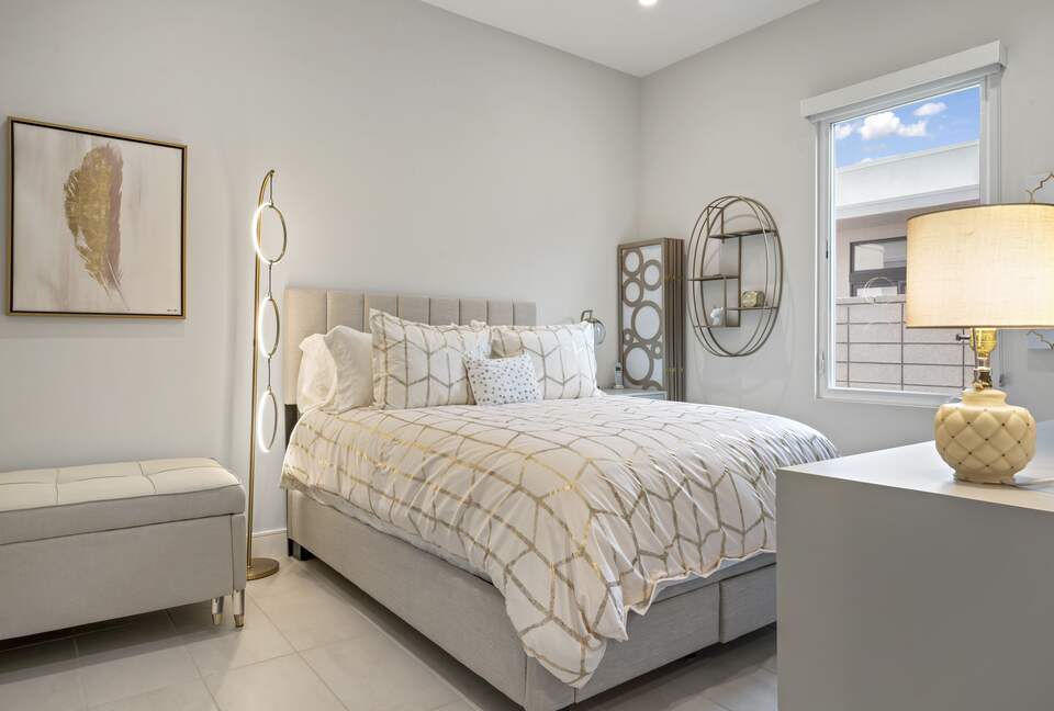 Miralon of Palm Springs - Palm Springs, California