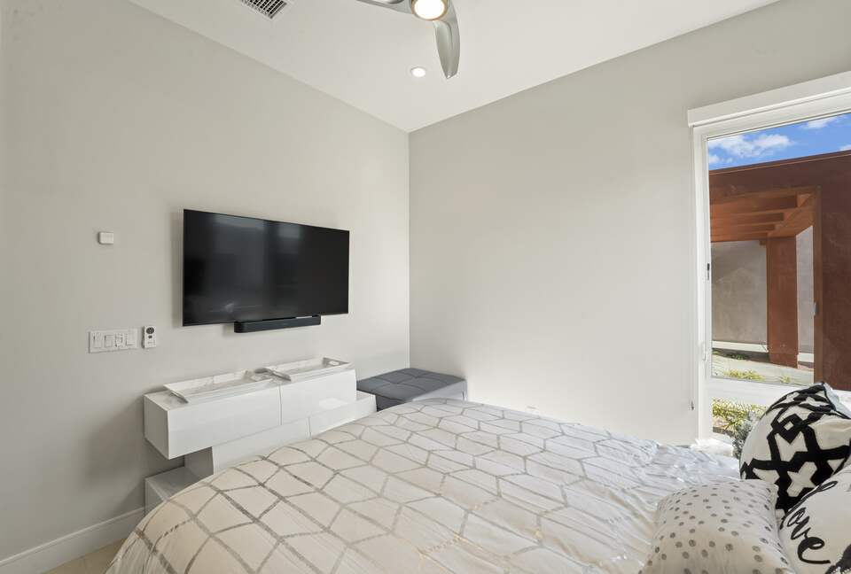 Miralon of Palm Springs - Palm Springs, California