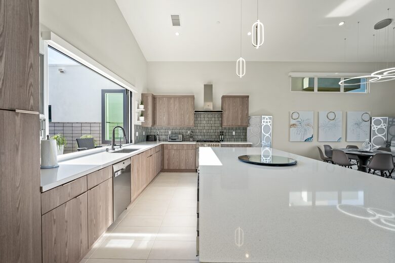 Miralon of Palm Springs - Palm Springs, California