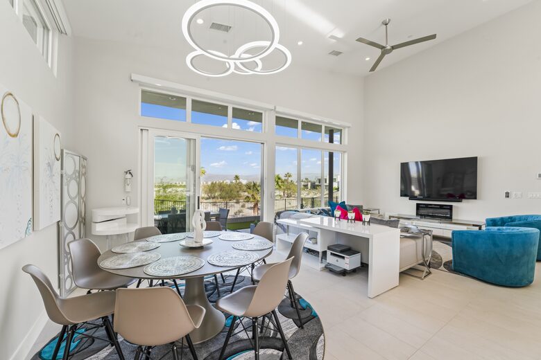 Miralon of Palm Springs - Palm Springs, California