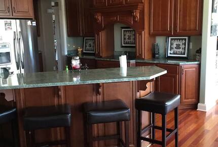 Family Home with Heated Pool and Hot Tub near Louisville - Floyds Knobs, Indiana