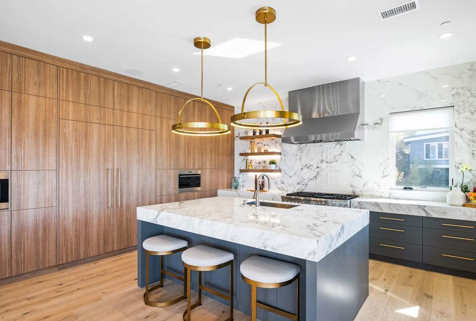 Urban Beach Ultimate Luxury - Newport Beach, California