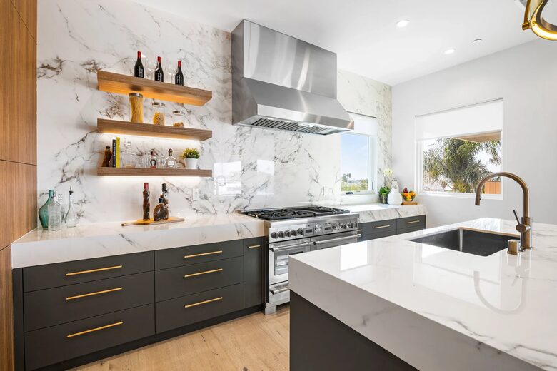 Urban Beach Ultimate Luxury - Newport Beach, California