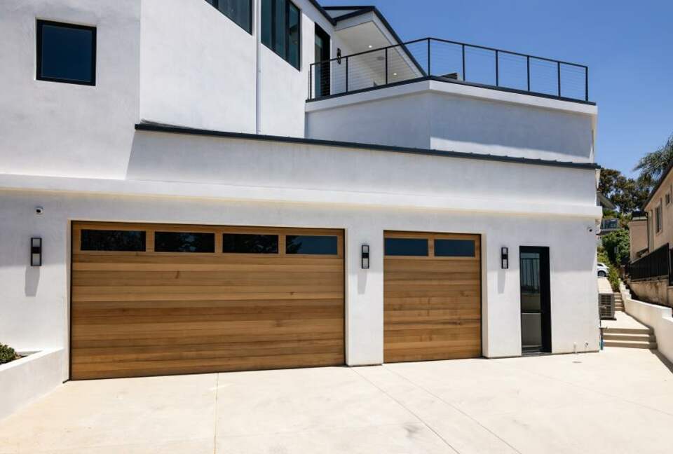 Urban Beach Ultimate Luxury - Newport Beach, California