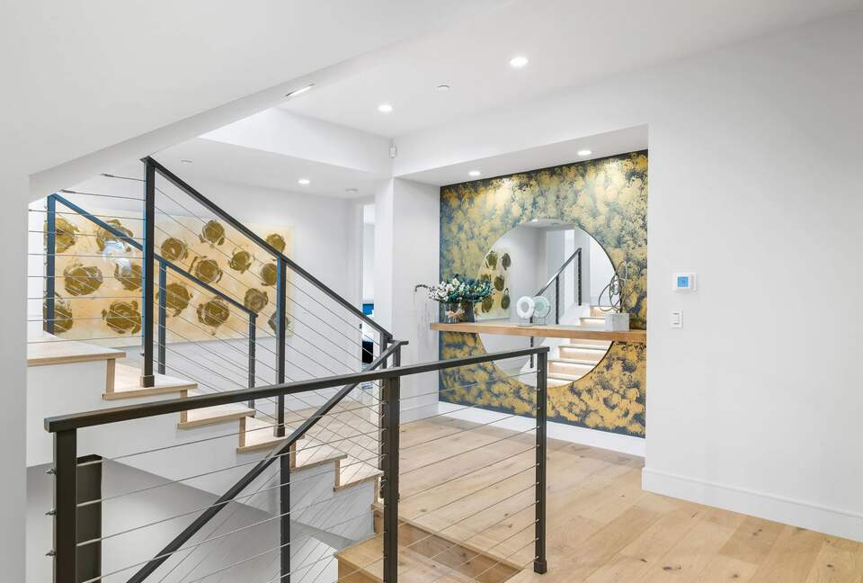 Urban Beach Ultimate Luxury - Newport Beach, California