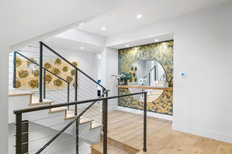 Urban Beach Ultimate Luxury - Newport Beach, California