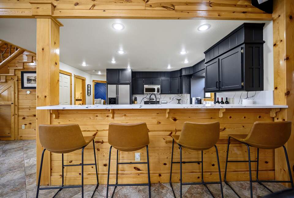 Paradise Ridge Stunning Cabin with Hot Tub - Broken Bow, Oklahoma