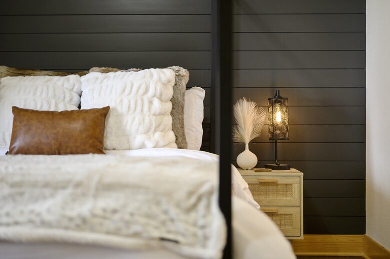 Paradise Ridge Stunning Cabin with Hot Tub - Broken Bow, Oklahoma