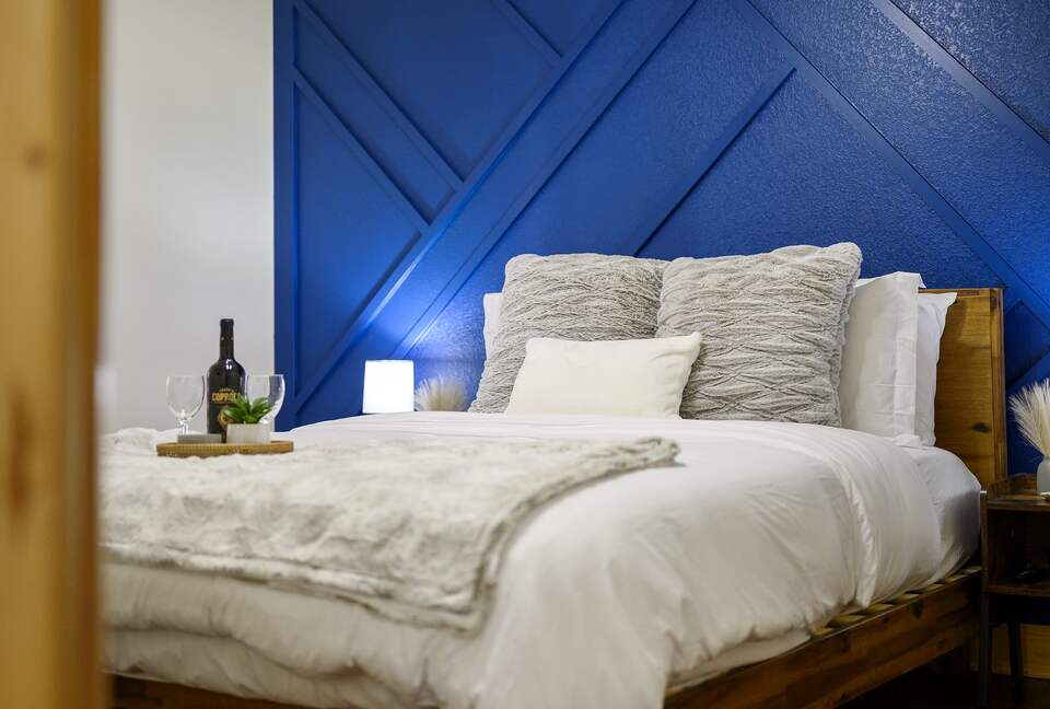 Paradise Ridge Stunning Cabin with Hot Tub - Broken Bow, Oklahoma