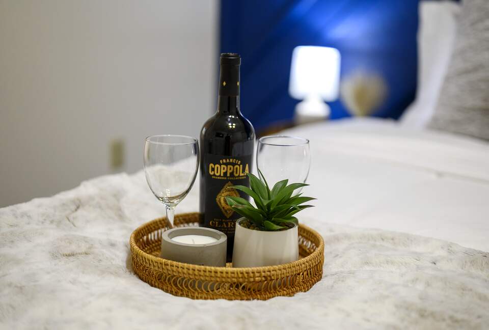 Paradise Ridge Stunning Cabin with Hot Tub - Broken Bow, Oklahoma