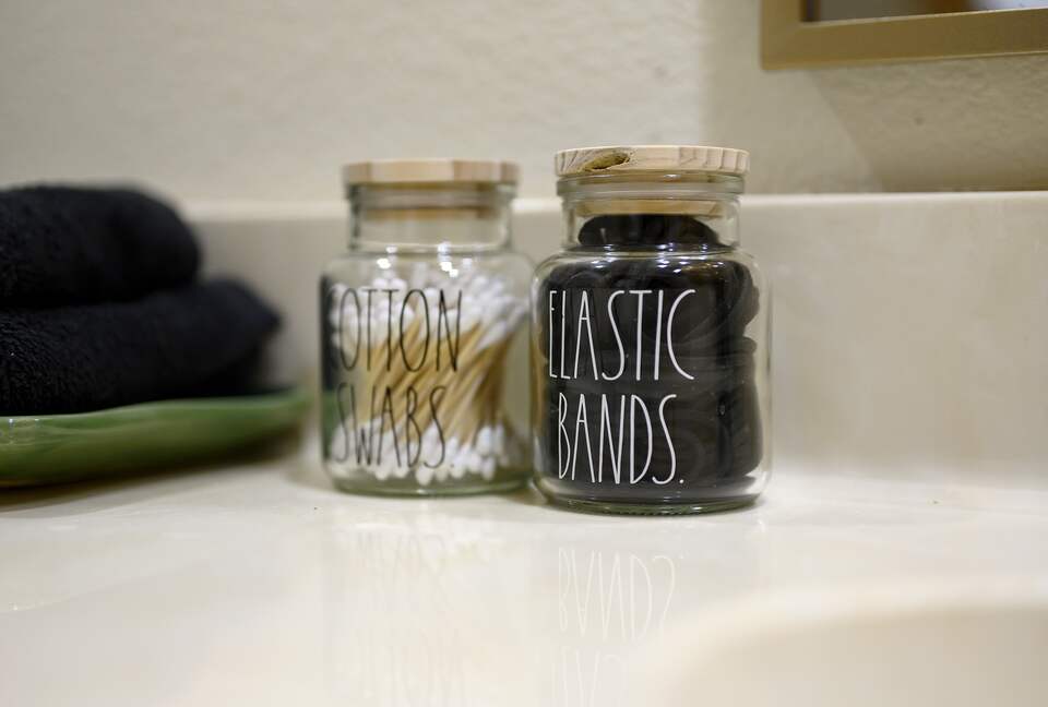 Paradise Ridge Stunning Cabin with Hot Tub - Broken Bow, Oklahoma