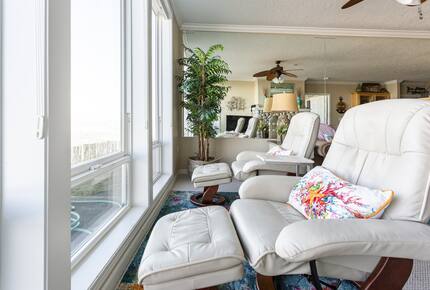 Whale Cove Oceanfront Dream - Depoe Bay, Oregon