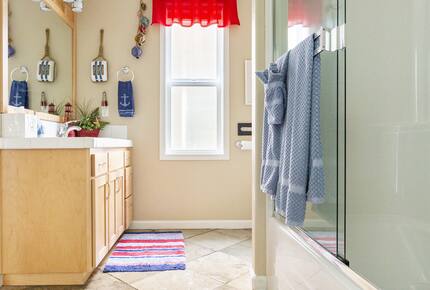 Whale Cove Oceanfront Dream - Depoe Bay, Oregon