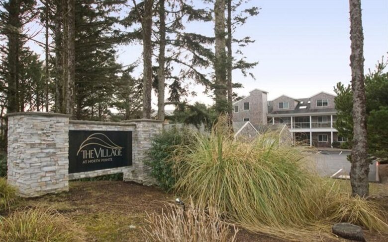 Whale Cove Oceanfront Dream - Depoe Bay, Oregon