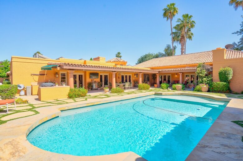 Stunning Scottsdale Tuscany Estate - Scottsdale, Arizona