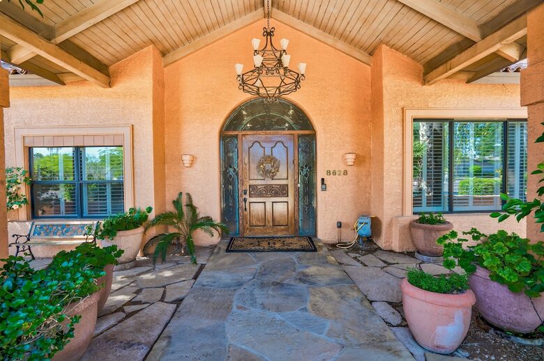 Stunning Scottsdale Tuscany Estate - Scottsdale, Arizona