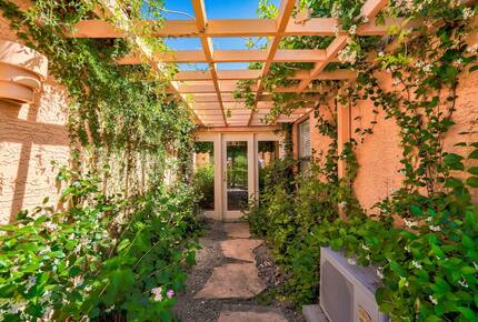 Stunning Scottsdale Tuscany Estate - Scottsdale, Arizona