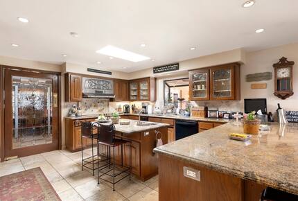 Stunning Scottsdale Tuscany Estate - Scottsdale, Arizona