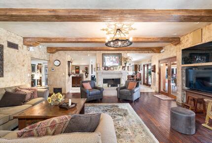 Stunning Scottsdale Tuscany Estate - Scottsdale, Arizona