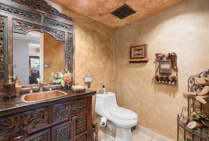 Stunning Scottsdale Tuscany Estate - Scottsdale, Arizona