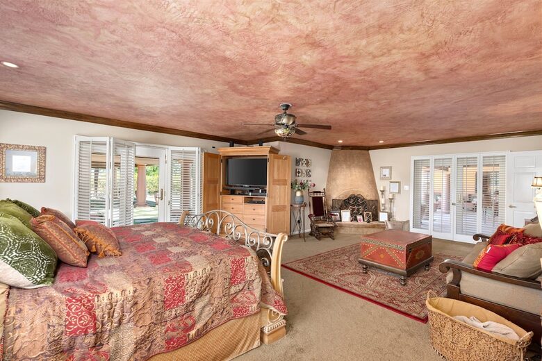 Stunning Scottsdale Tuscany Estate - Scottsdale, Arizona