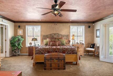 Stunning Scottsdale Tuscany Estate - Scottsdale, Arizona