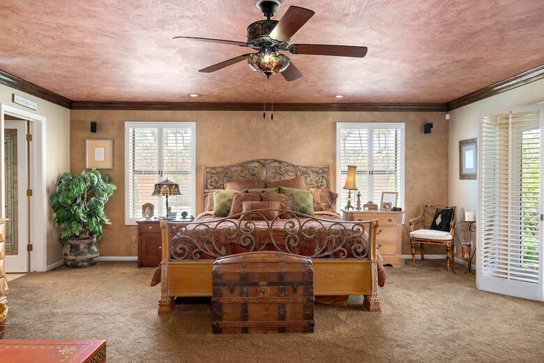 Stunning Scottsdale Tuscany Estate - Scottsdale, Arizona