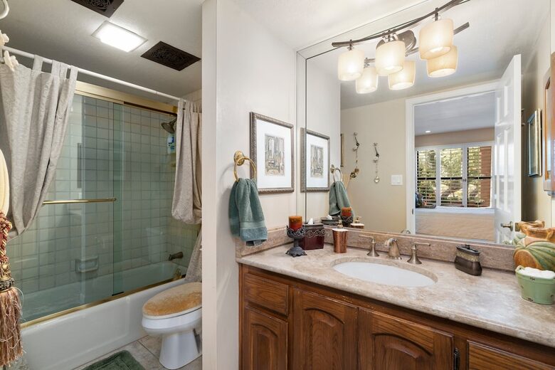 Stunning Scottsdale Tuscany Estate - Scottsdale, Arizona