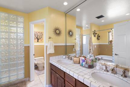 Stunning Scottsdale Tuscany Estate - Scottsdale, Arizona