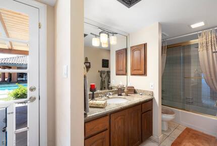 Stunning Scottsdale Tuscany Estate - Scottsdale, Arizona