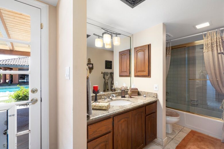 Stunning Scottsdale Tuscany Estate - Scottsdale, Arizona