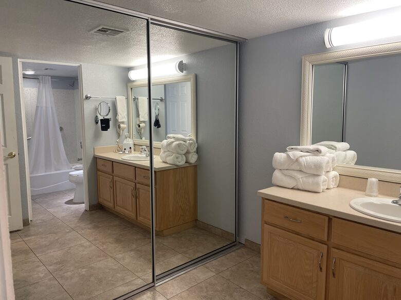 Palm Springs Tennis Club - Palm Springs, California