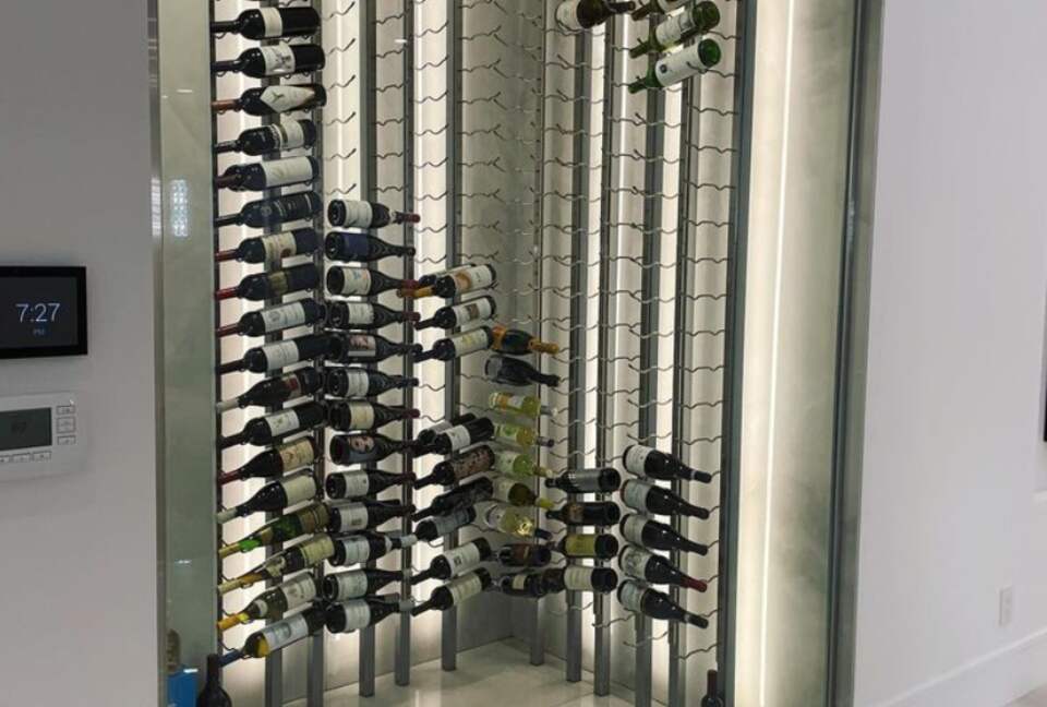 Stunning Modern Las Vegas Retreat - Henderson, Nevada