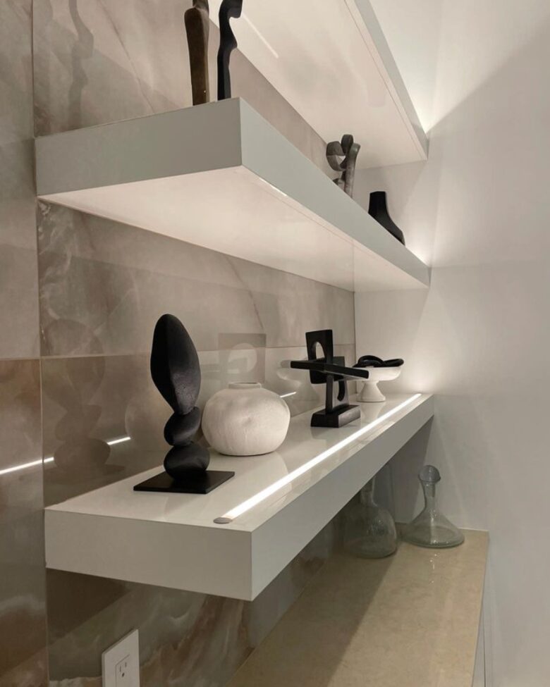 Stunning Modern Las Vegas Retreat - Henderson, Nevada