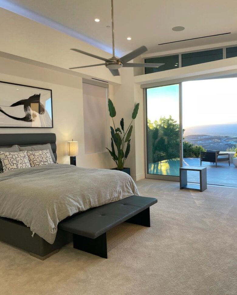 Stunning Modern Las Vegas Retreat - Henderson, Nevada