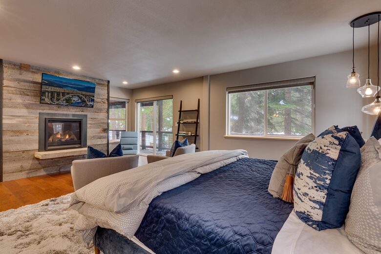 Luxury Modern Home Minutes from the Lake and Ski Slopes - Incline Village, Lake Tahoe. - Incline Village, Nevada