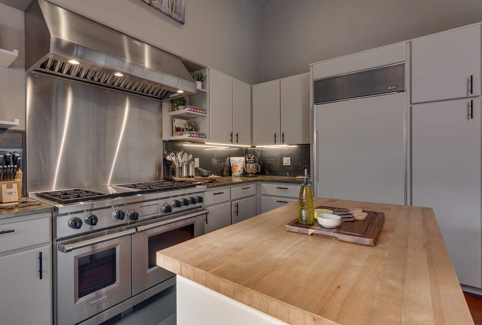 Luxury Modern Home Minutes from the Lake and Ski Slopes - Incline Village, Lake Tahoe. - Incline Village, Nevada