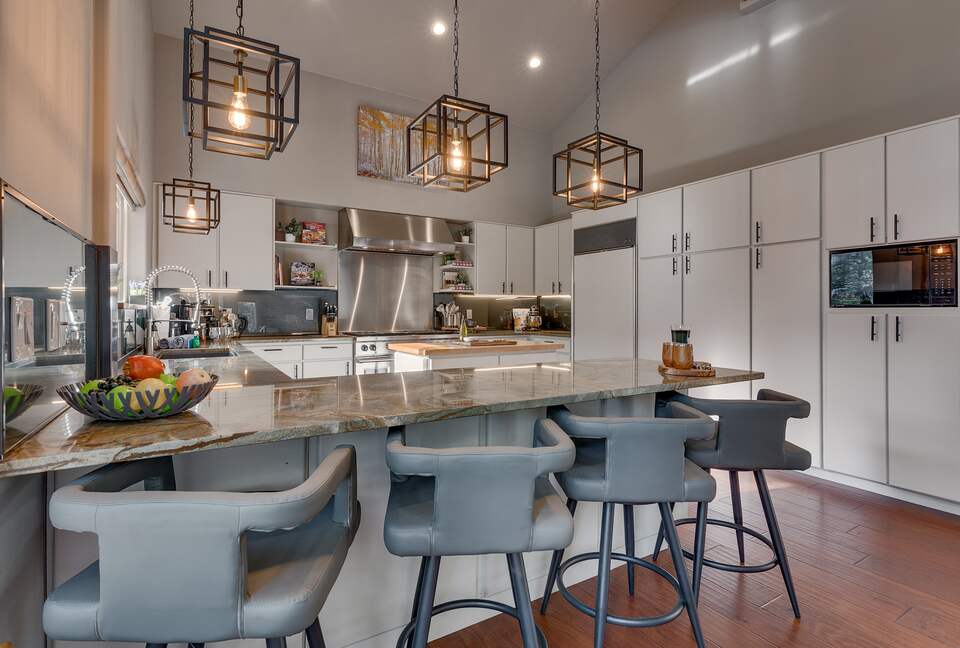 Luxury Modern Home Minutes from the Lake and Ski Slopes - Incline Village, Lake Tahoe. - Incline Village, Nevada