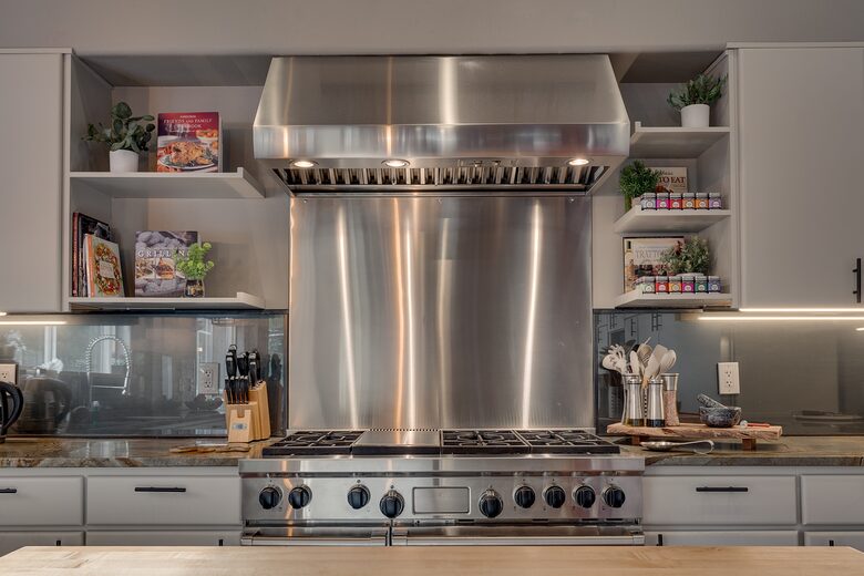 Luxury Modern Home Minutes from the Lake and Ski Slopes - Incline Village, Lake Tahoe. - Incline Village, Nevada