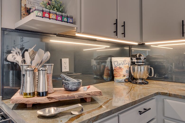 Luxury Modern Home Minutes from the Lake and Ski Slopes - Incline Village, Lake Tahoe. - Incline Village, Nevada