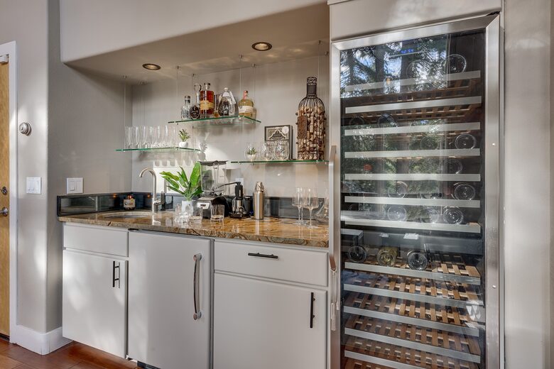 Luxury Modern Home Minutes from the Lake and Ski Slopes - Incline Village, Lake Tahoe. - Incline Village, Nevada