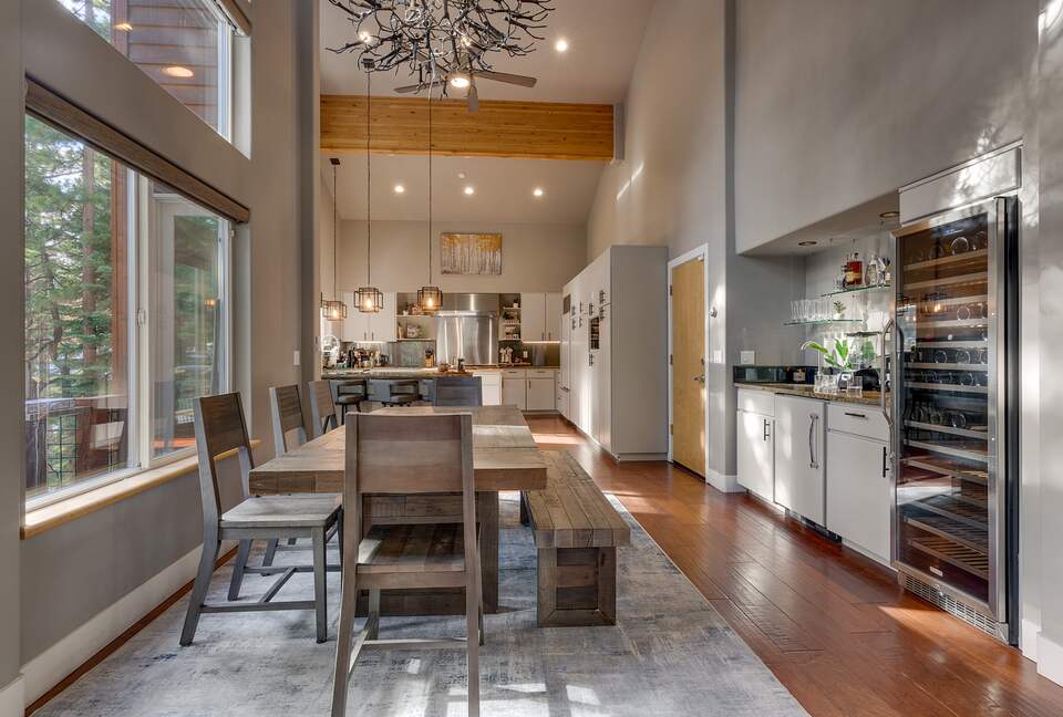 Luxury Modern Home Minutes from the Lake and Ski Slopes - Incline Village, Lake Tahoe. - Incline Village, Nevada