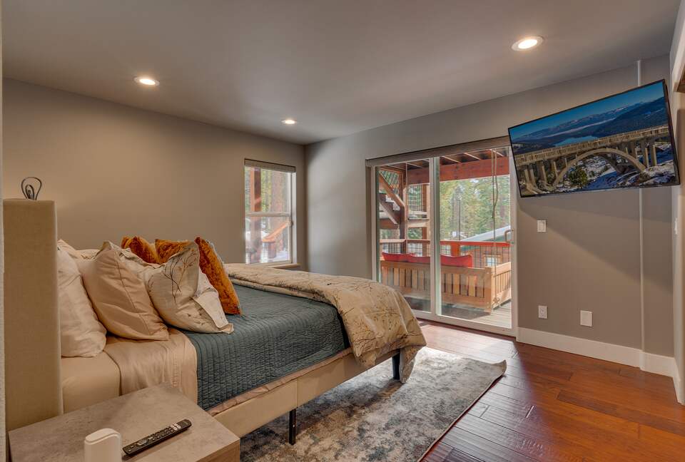 Luxury Modern Home Minutes from the Lake and Ski Slopes - Incline Village, Lake Tahoe. - Incline Village, Nevada