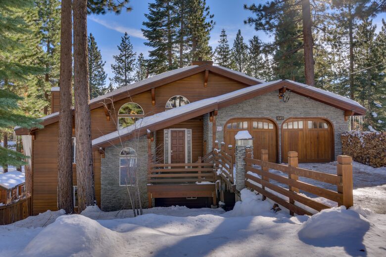 Luxury Modern Home Minutes from the Lake and Ski Slopes - Incline Village, Lake Tahoe. - Incline Village, Nevada