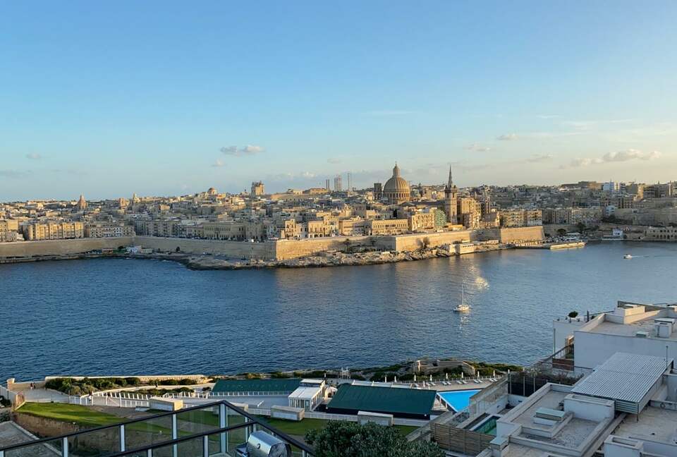 Luxury Seafront Penthouse Valletta - Sliema, Malta