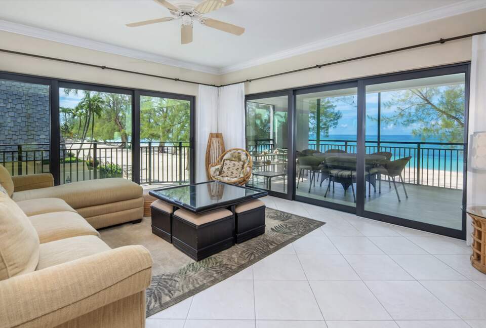 Beautiful Beachfront at Casa Caribe - Grand Cayman - George Town, Cayman Islands