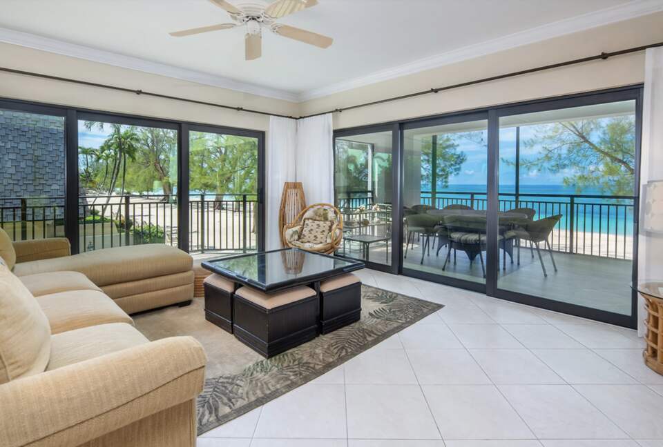 Beautiful Beachfront at Casa Caribe - Grand Cayman - George Town, Cayman Islands