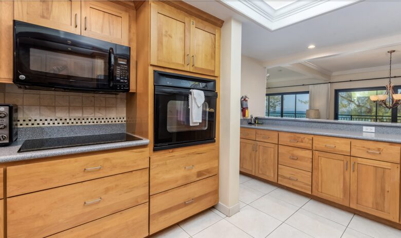 Beautiful Beachfront at Casa Caribe - Grand Cayman - George Town, Cayman Islands