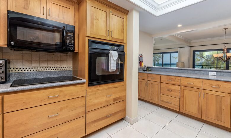 Beautiful Beachfront at Casa Caribe - Grand Cayman - George Town, Cayman Islands