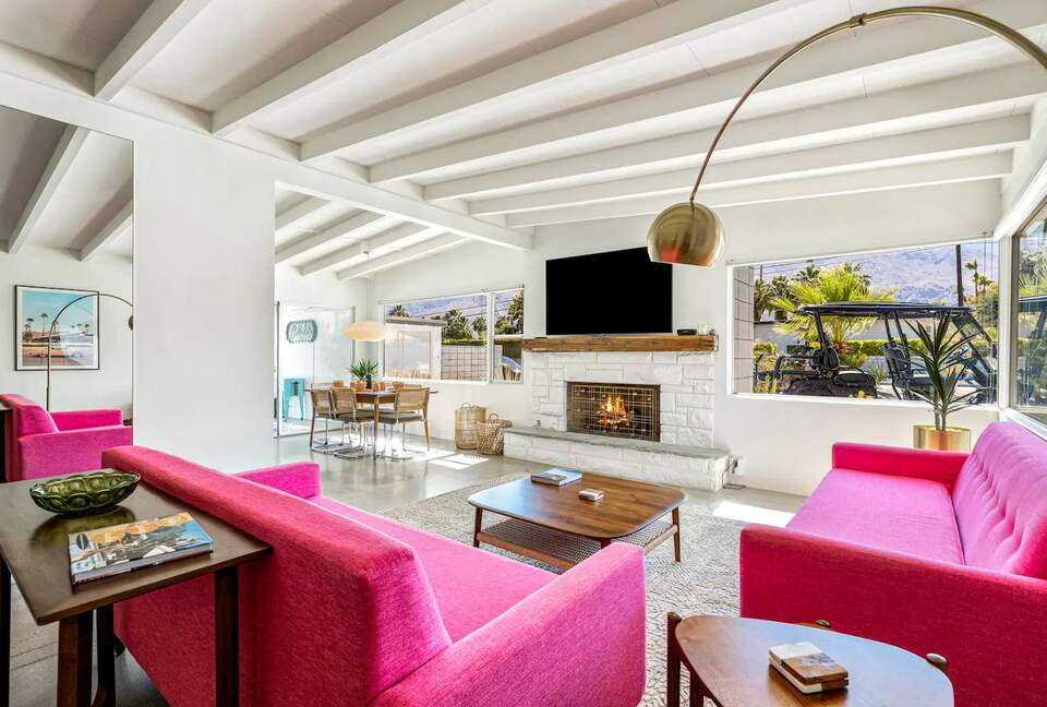 Mid Century Dream-Street Legal Golf Cart Included - Palm Springs, California